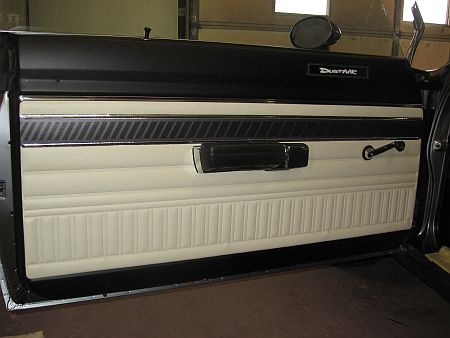 1971 DustAAR Legendary Auto Interiors